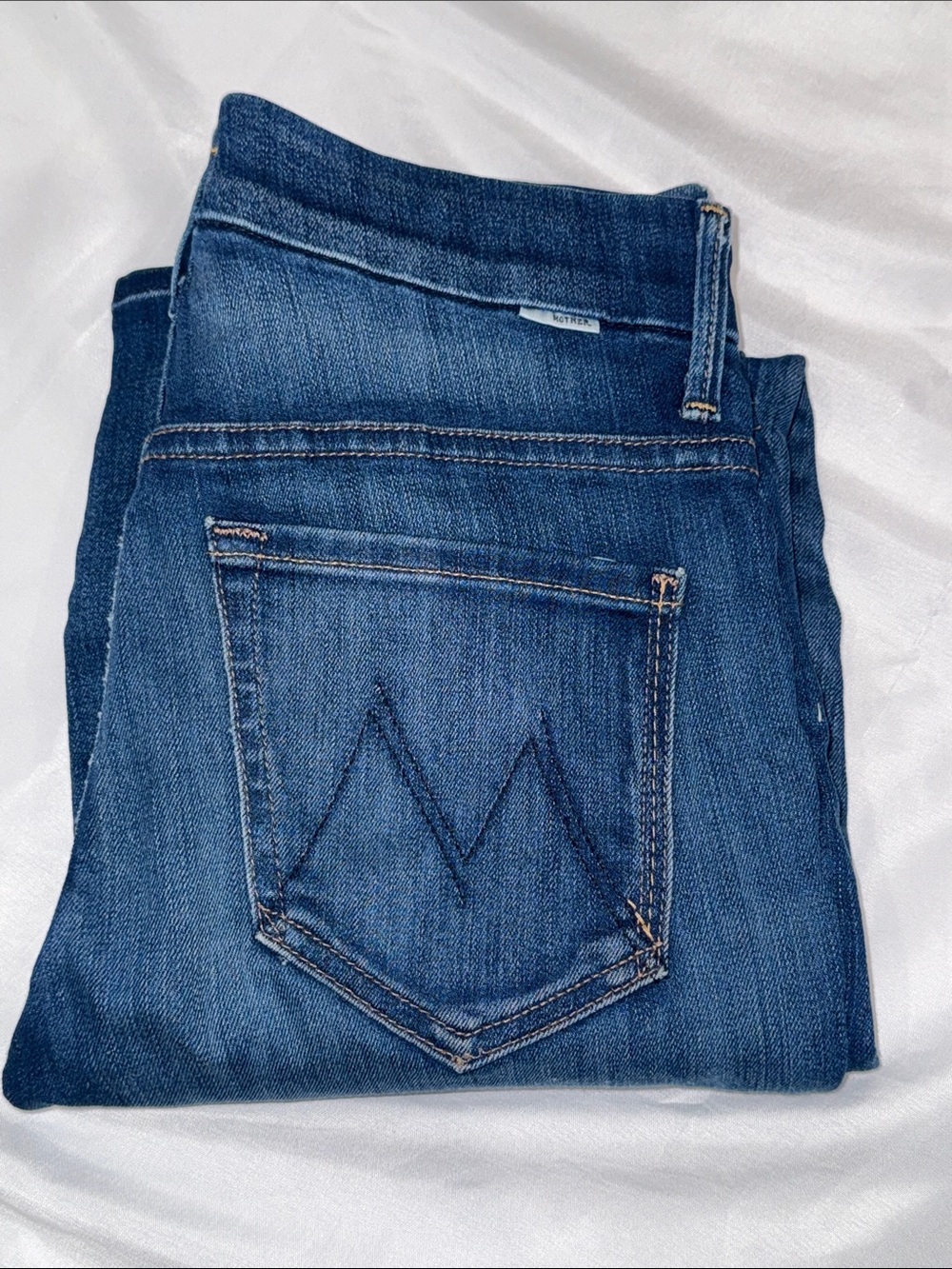 MOTHER Dark‎ Blue Skinny Jeans
High waisted Looker